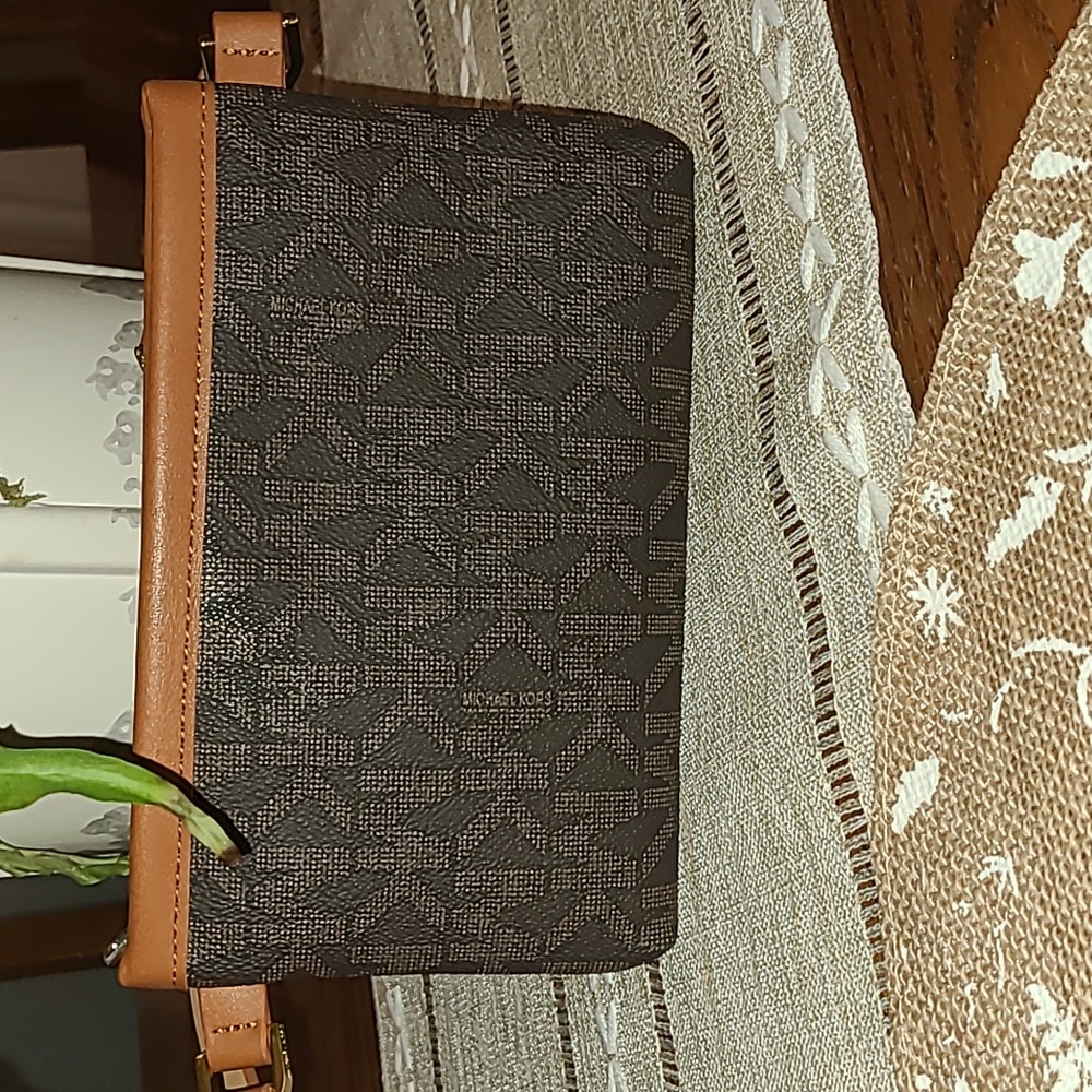 NWOT Michael Kors Belt bag